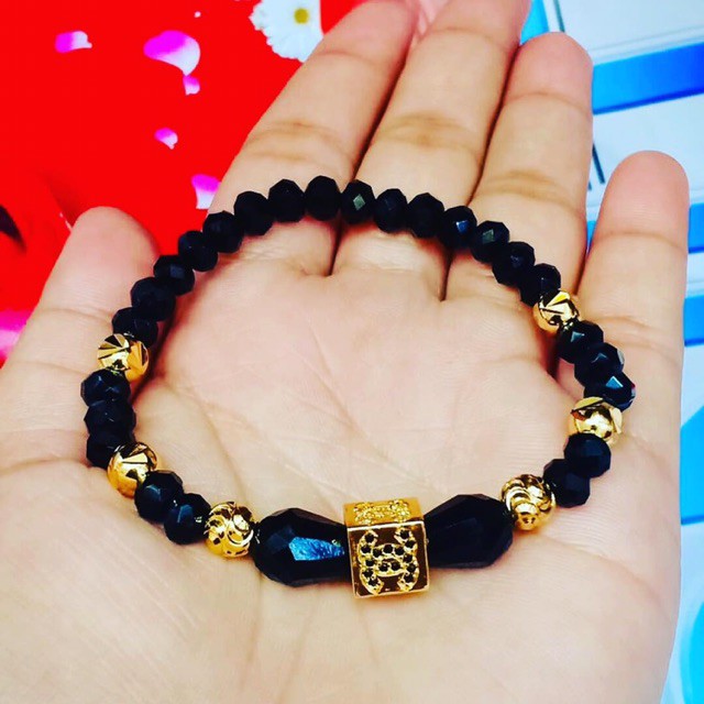 Gelang kristar hitam