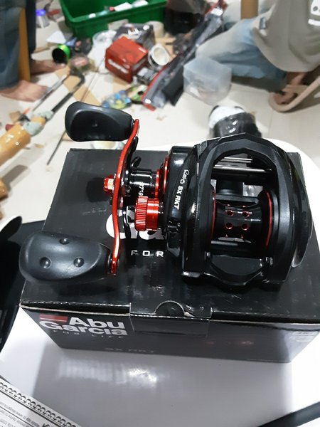 reel abu garcia revo rocket  sx rkt l reel bc