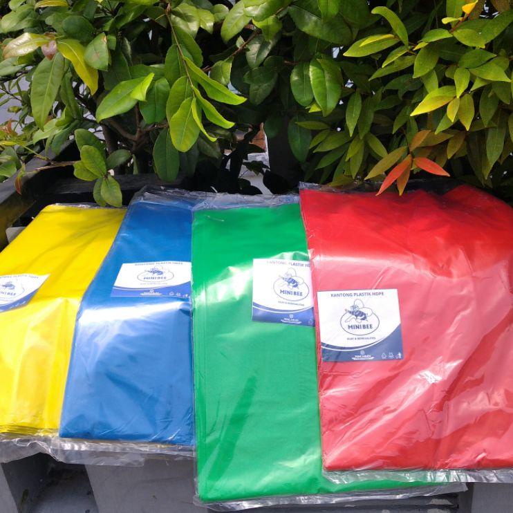 Bagus Dipakai.. plastik kresek layangan minibee 50x75cm