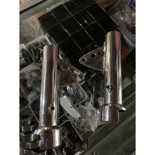 dudukan lampu depan cb K5 original seken