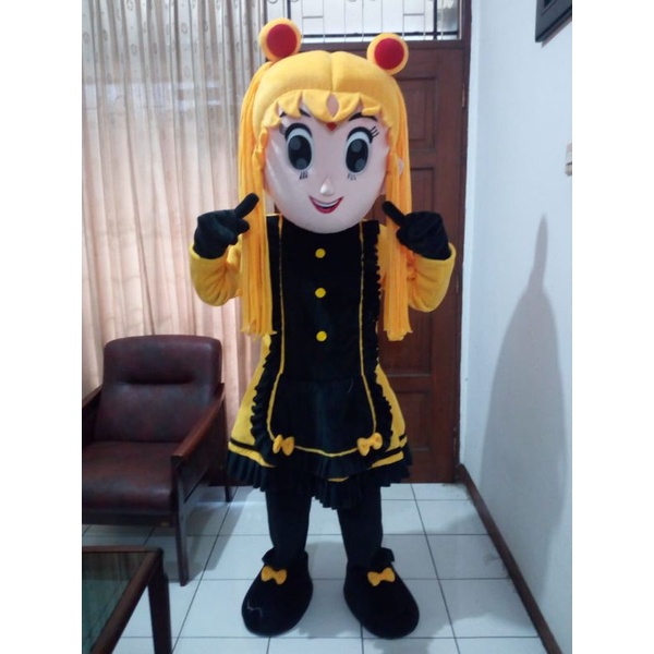 kostum badut sailormoon