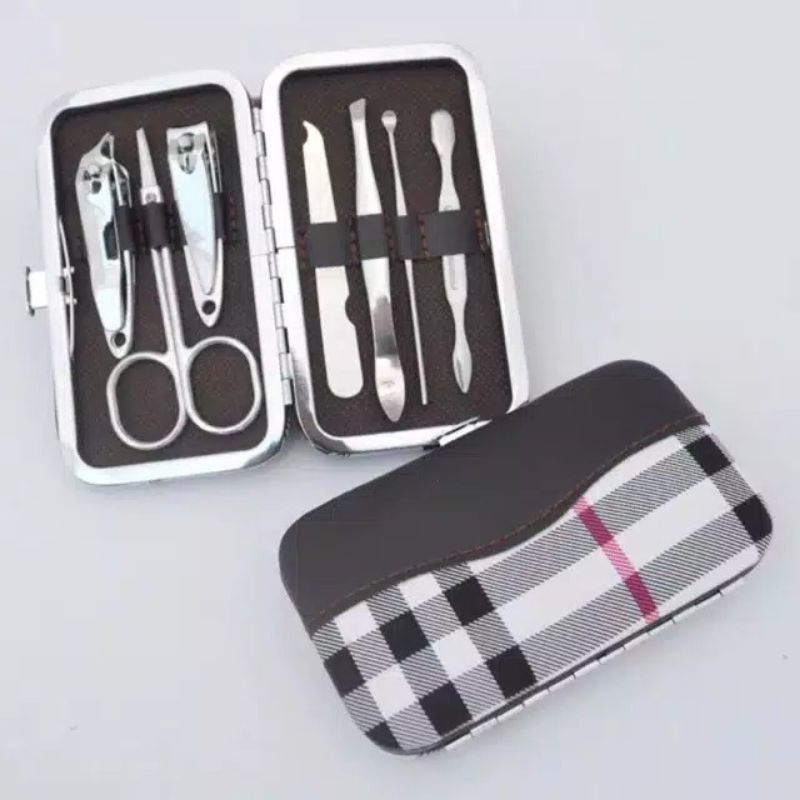 (7 in 1) Manicure Pedicure Set 7IN1 Dompet Paket Pembersih Kuku Pinset Gunting Lancip Korek telinga