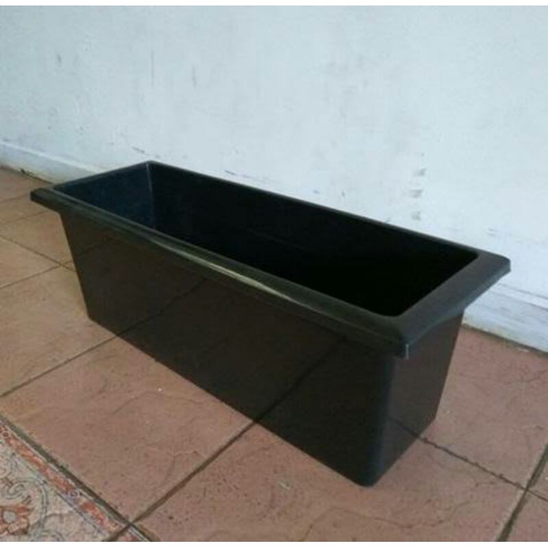 media tanam pot plastik hitam panjang