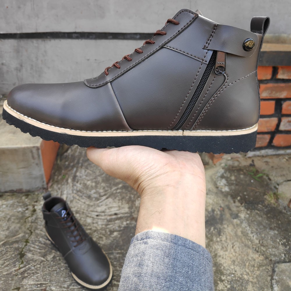 Sepatu Boots Pria Zerg Casual Resleting Semi Boot Sintetis oseng Hitam Ringan Formal Jalan