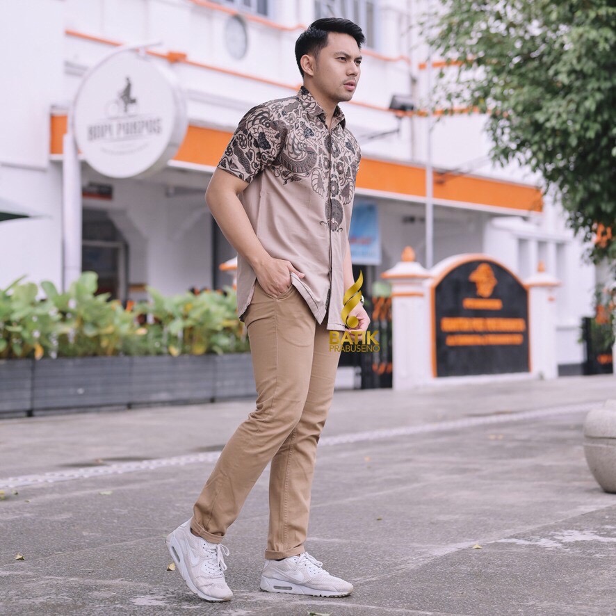 Makutho Coklat Pendek Kemeja Batik Pria Lengan Premium Jumbo Furing Hem Baju Seragam Kantor Modern