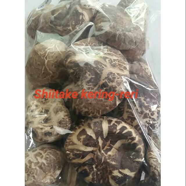 

Jamur Shitake kering 100 gram