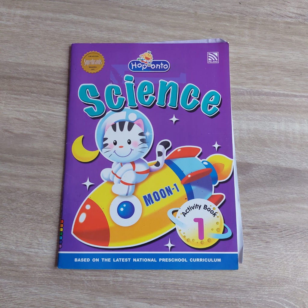 

SCIENCE HOPONTO ACTIVITY BOOK 1