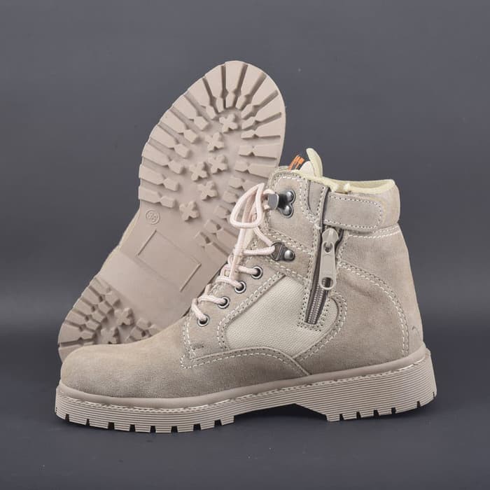 Sepatu Boots Safety Wanita Azcost Tactical Kulit Suede - Cokelat- 36