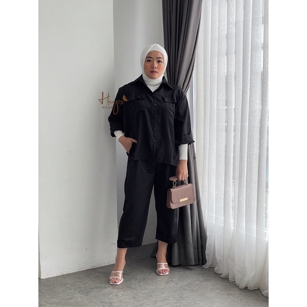 Nessy Oversized Shirt ( Kemeja Premium / Kemeja Jumbo / Kemeja BigSize / Kemeja Kekinian / Hijab Friendly)