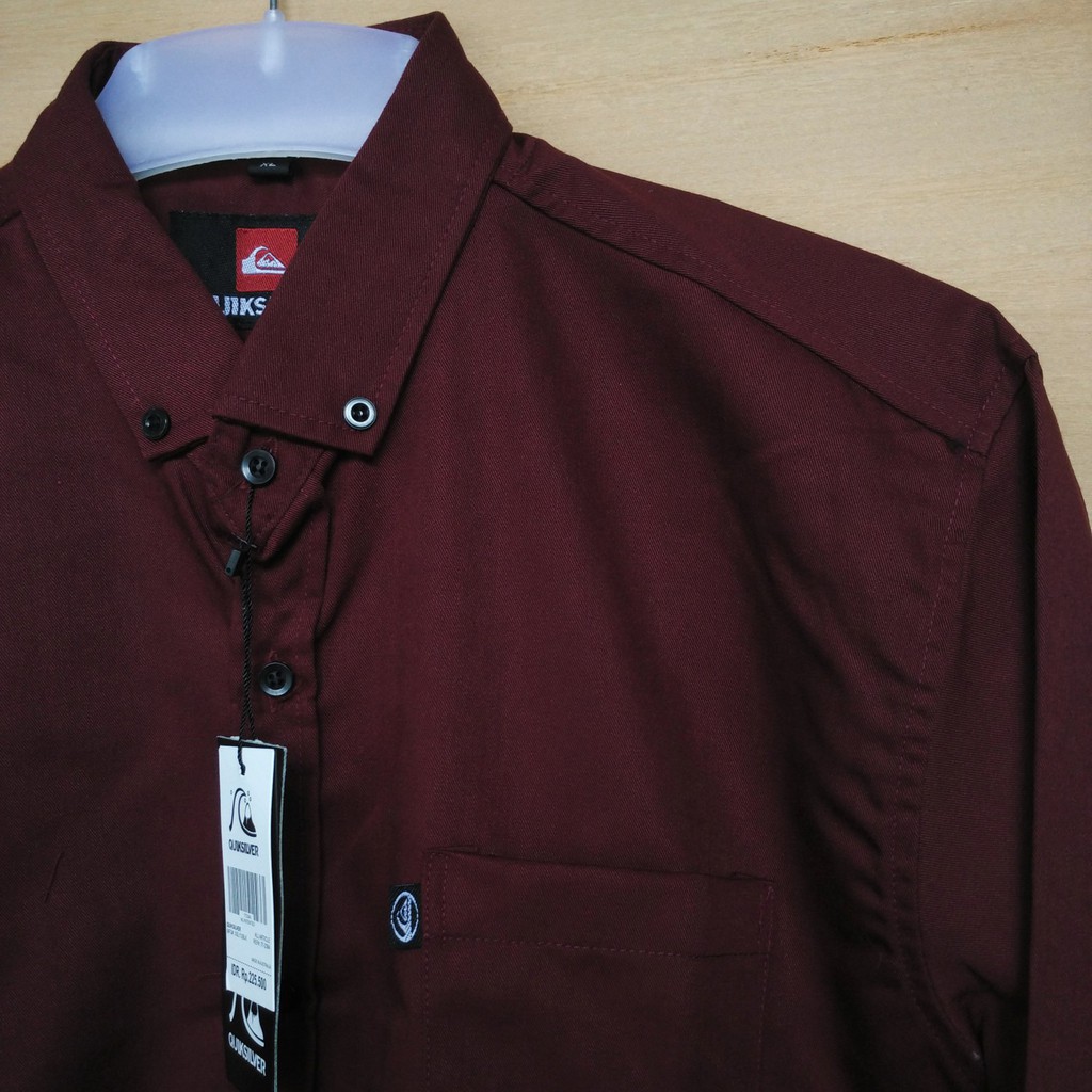 KEMEJA HEM  PRIA COWOK LENGAN PANJANG POLOS BAHAN COTTON MERAH MEREK QUIKSILVER MURAH SIZE  XL
