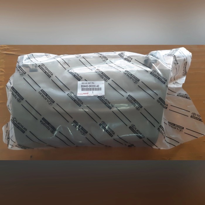 Tutup Laci Atas Dashboard Depan Toyota Innova Original Astra 2004-2008