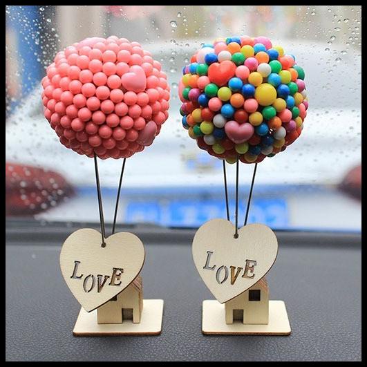 Pajangan Dashboard Flying Up Balon Hiasan Custom Rakit Dekorasi Mobil