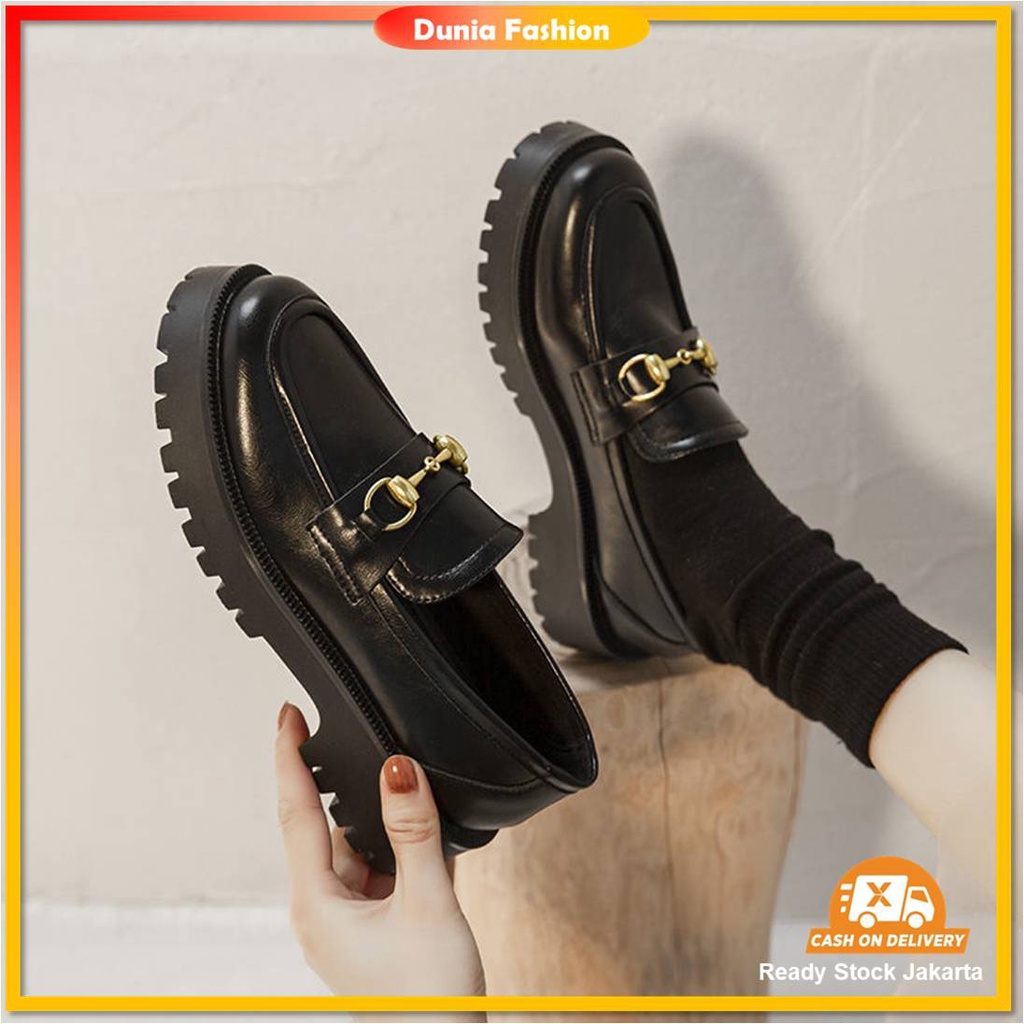 [DUNIA FASHION] Sepatu Docmart / Sepatu Loafers Wanita / Sepatu Wanita Import Premium Quality DF 566