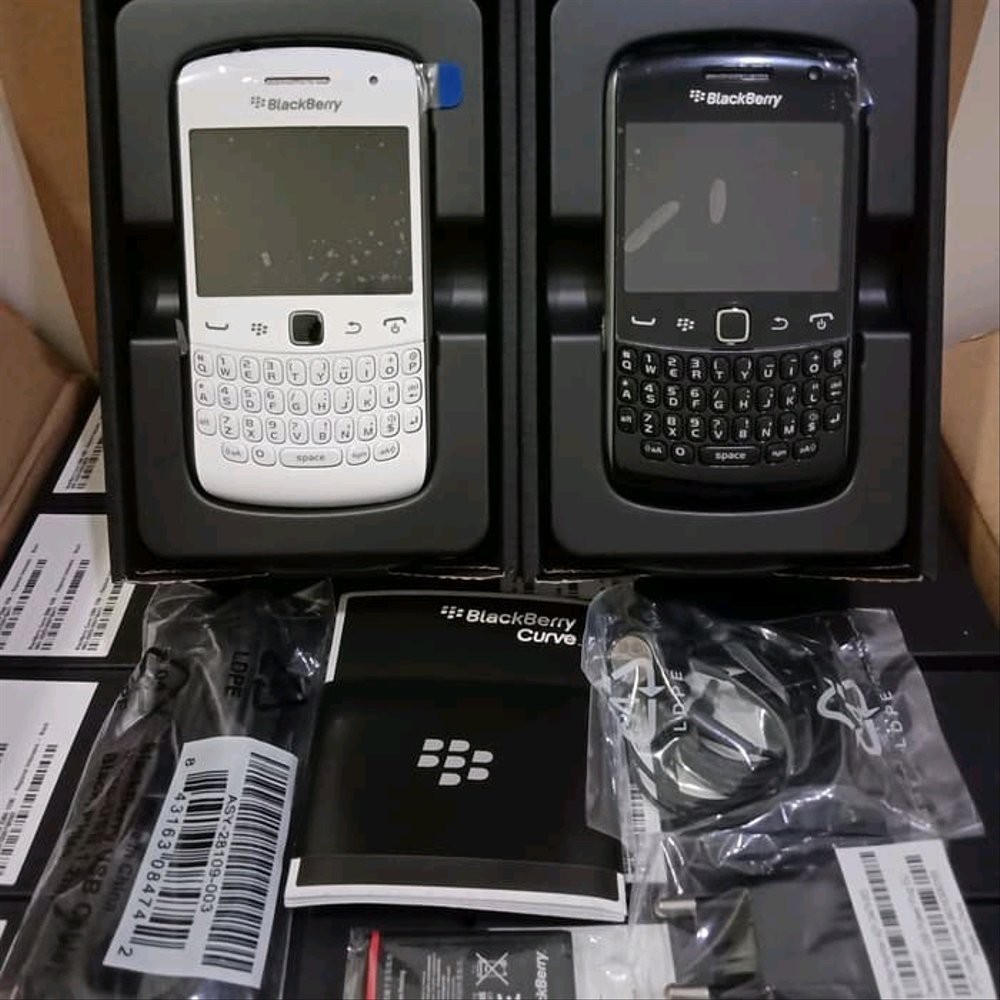 Blackberry 9360 Apollo Garansi resmi-hp jadul Limited