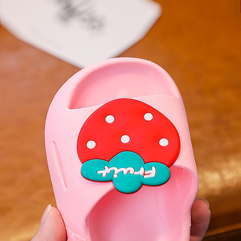Sandal anak Bahan Karet Model Lucu 2-5 Tahun
