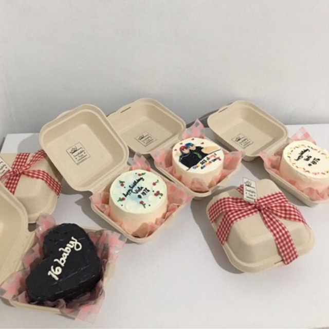 

lunch box cake, custom cake