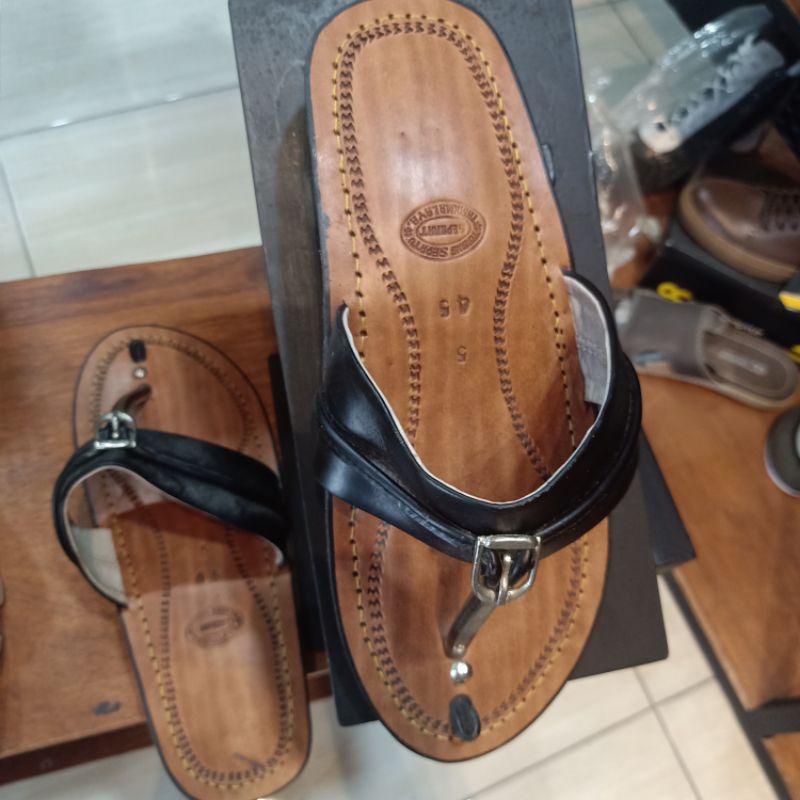 SANDAL TARUMPAH KULIT SIZE BESAR SiIZE 45