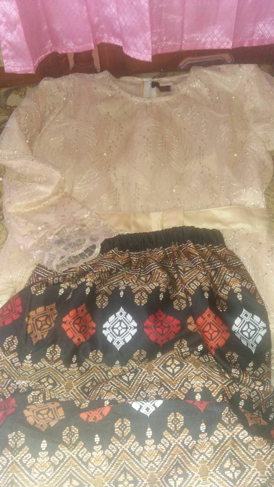 Couple Batik / Baju Batik Couple Rok Plisket Duyung Set Kemeja Batik Pria / Couple Sarimbit Keluarga