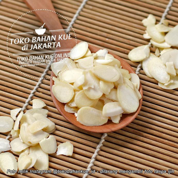 

Best Seller Kacang Almond Sliced topping kue brownies Blue Diamonds USA 500gr