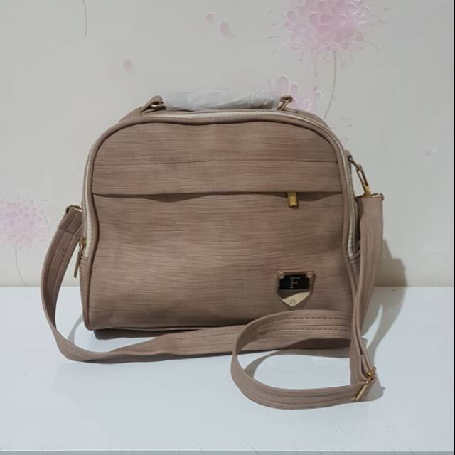 Tas Selempang Wanita Cute Nude