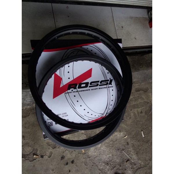 Velg 185x18 215x18 merk Rossi. velg ring18