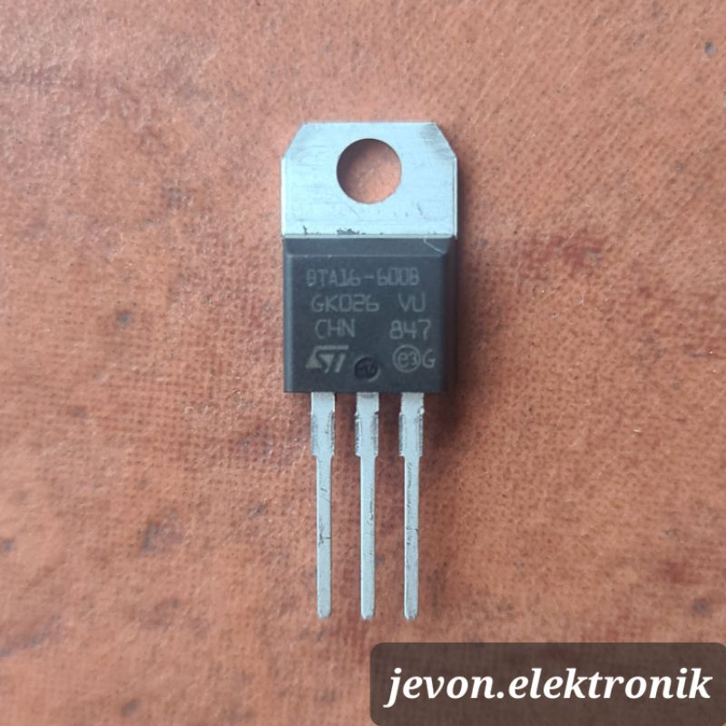 IC Transistor BTA 12 16 Triac Original ST BTA12 BTA16 600B BTA12-600B BTA16-600B Asli