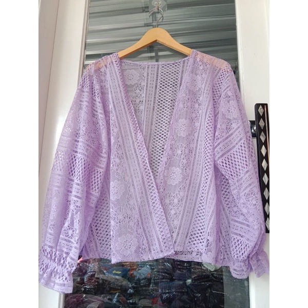 LACE OUTER CARDY/outer brukat crop/cardigan outer pendek-Lilac
