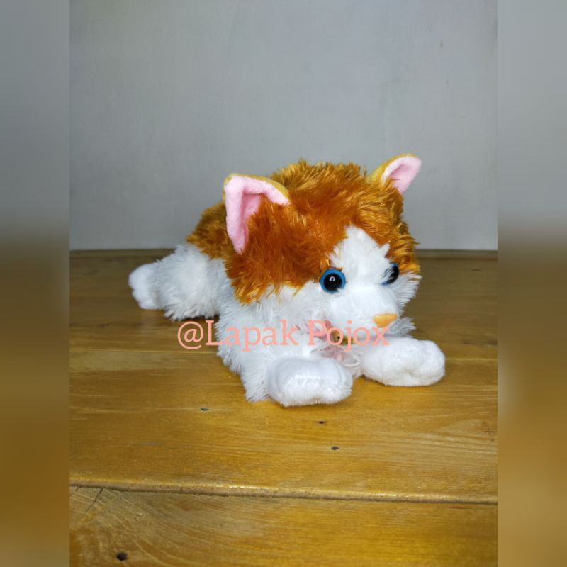 Boneka Lying Cat Size S
