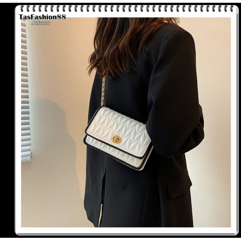 t122 tas wanita import murah real pict/ tas selempang