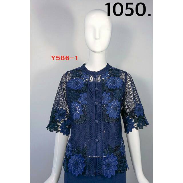 *PINK BOUTIQUE*
New Brokat Premium