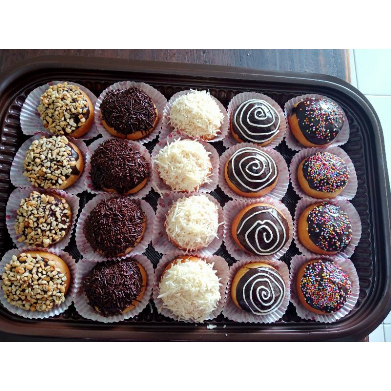 

KUE NAMPAN/DONAT MINI/ KUE HANTARAN