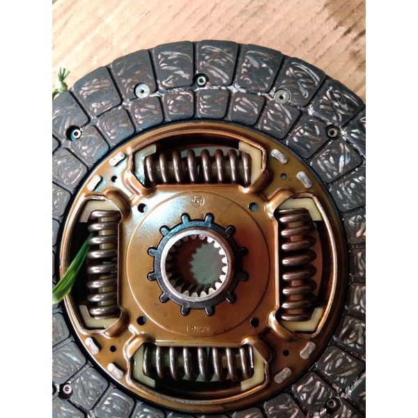 kampas kopling Toyota kijang Inova bensin / diesel