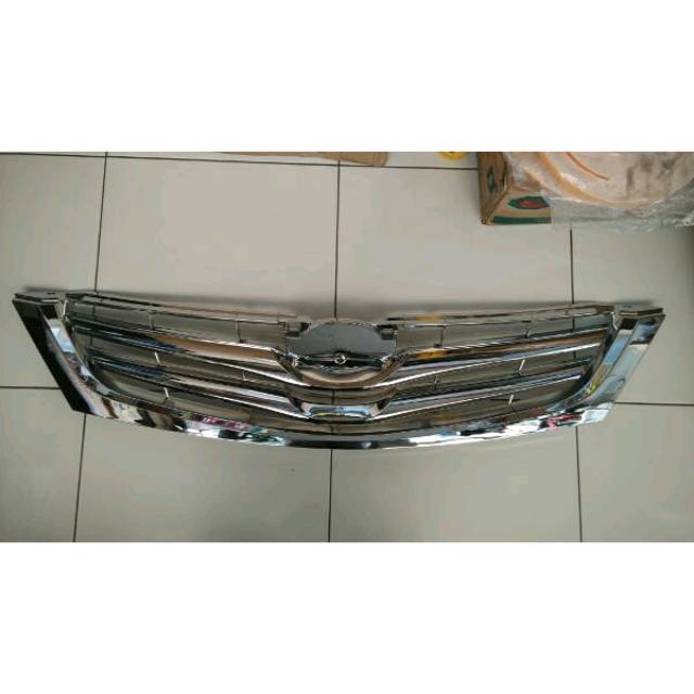 Grill Innova Chrome 2005 s/d 2010
