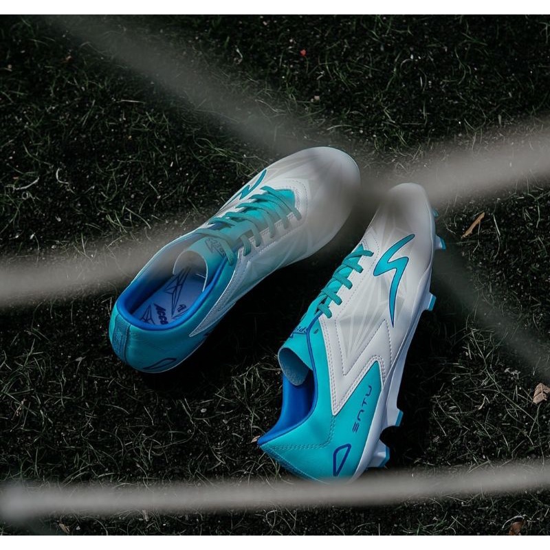 SPECS ACCELERATOR SATU PRO FG