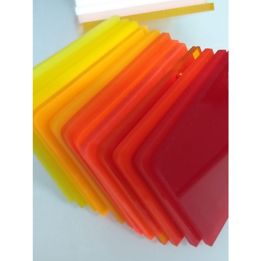 ACRYLIC / AKRILIK WARNA MERAH HITAM 3MM
