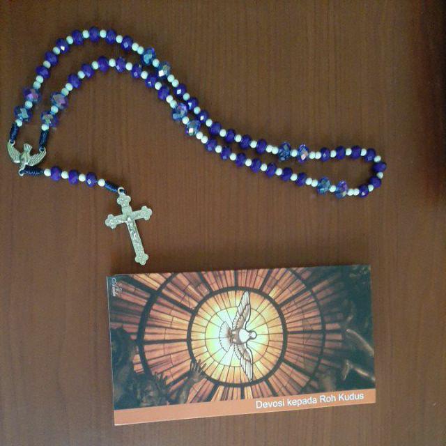 Asli Dari Pembuatnya Rosario Roh Kudus