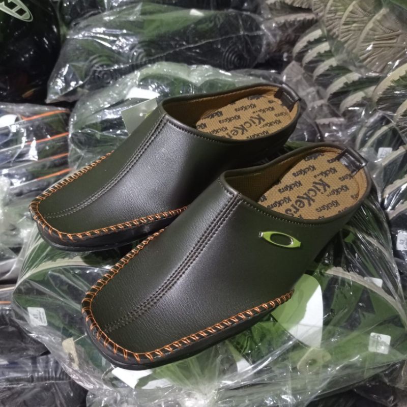 Sepatu Slop Pria - Sepatu Slip-On Pria - Sepatu Kulit Pria SEPATU SLOP PRIA/SANDAL SLOP PRIA BERKUALITAS-Variasi coklat