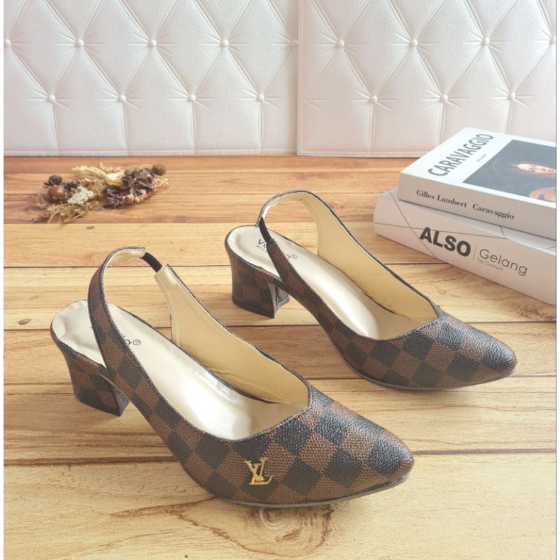 ABBUSHOES Hs 102 -new Hak tahu bapau tali wanita