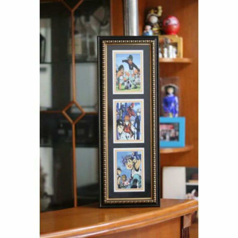 Jual Bingkai Foto Susun 3 Ukuran foto 4R (warna hitam ukir emas