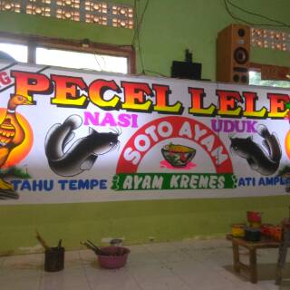 Spanduk lukis seafood pecel lele Shopee Indonesia Spanduk lukis seafood pecel lele Shopee Indonesia