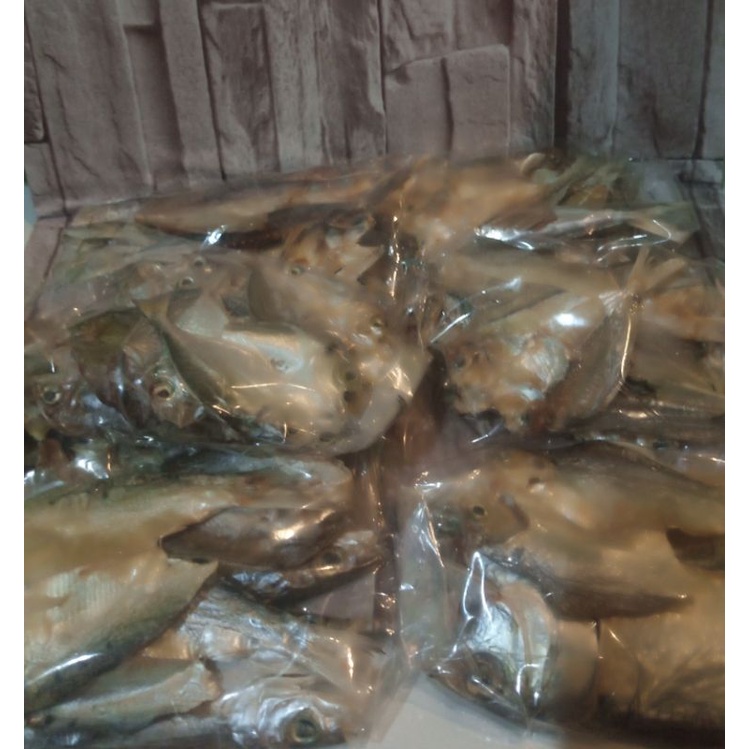 

ikan kering belahan