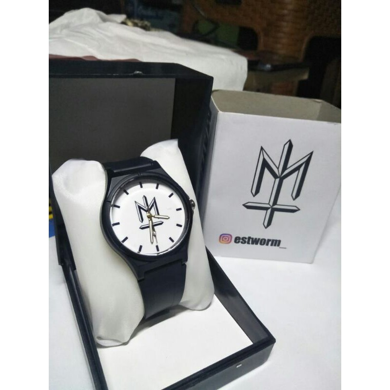 jam tangan custom maternal