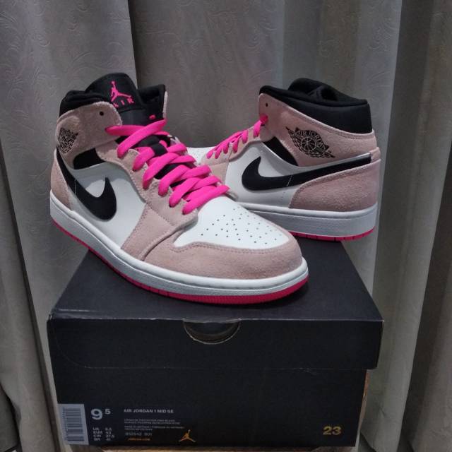 nike jordan 1 hyper pink