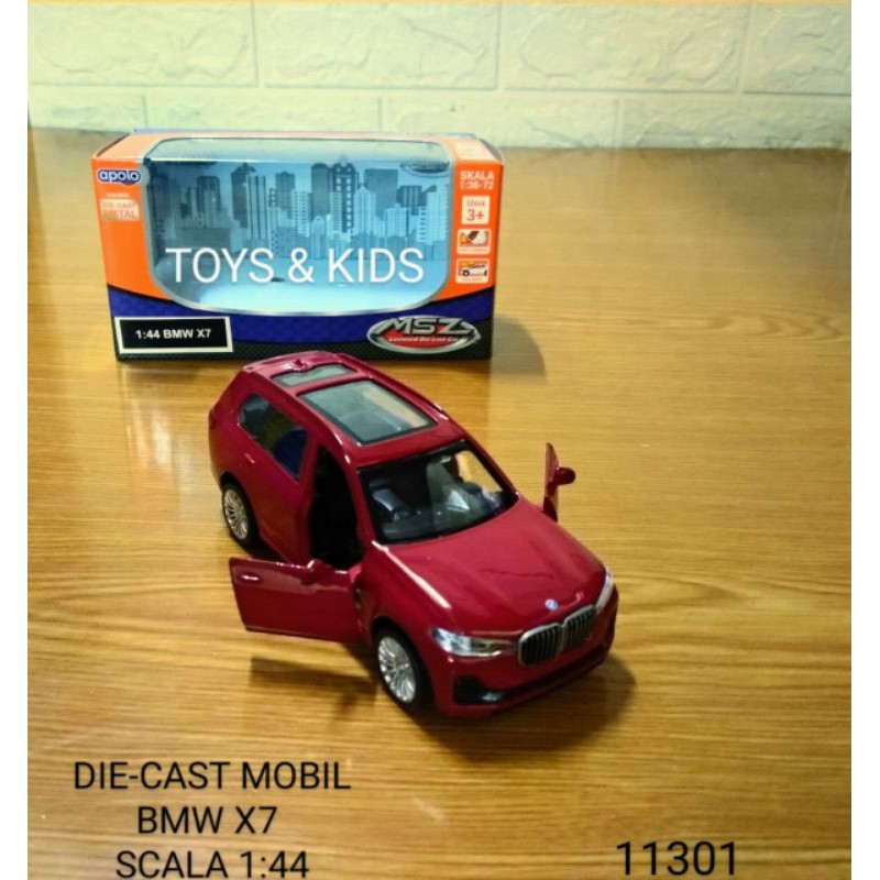 MAINAN DIE CAST MOBIL APOLO BMW X7 1:44
