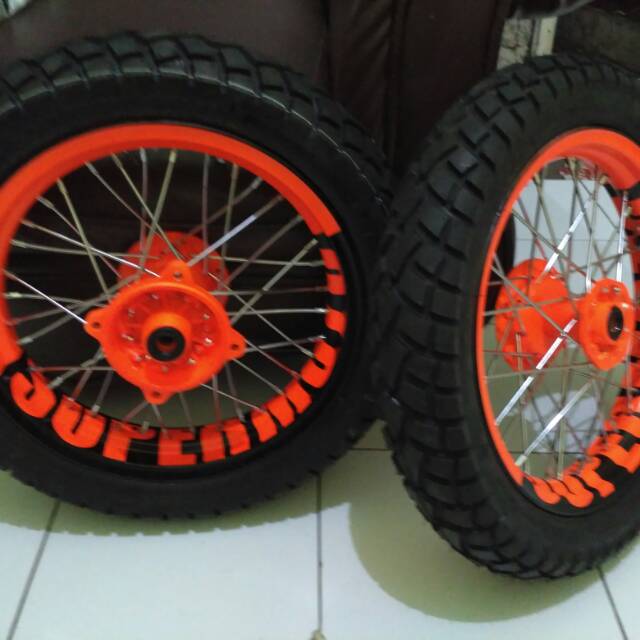 Sepaket Velg Supermoto mini ring 14 klx150 D tracker 150 tingal pake