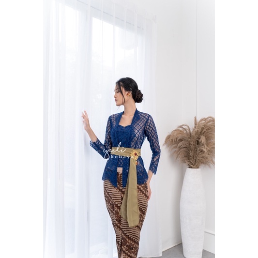 Set Kebaya Kutubaru Semi Italy Norvina Premium | Yuli_kebayabali