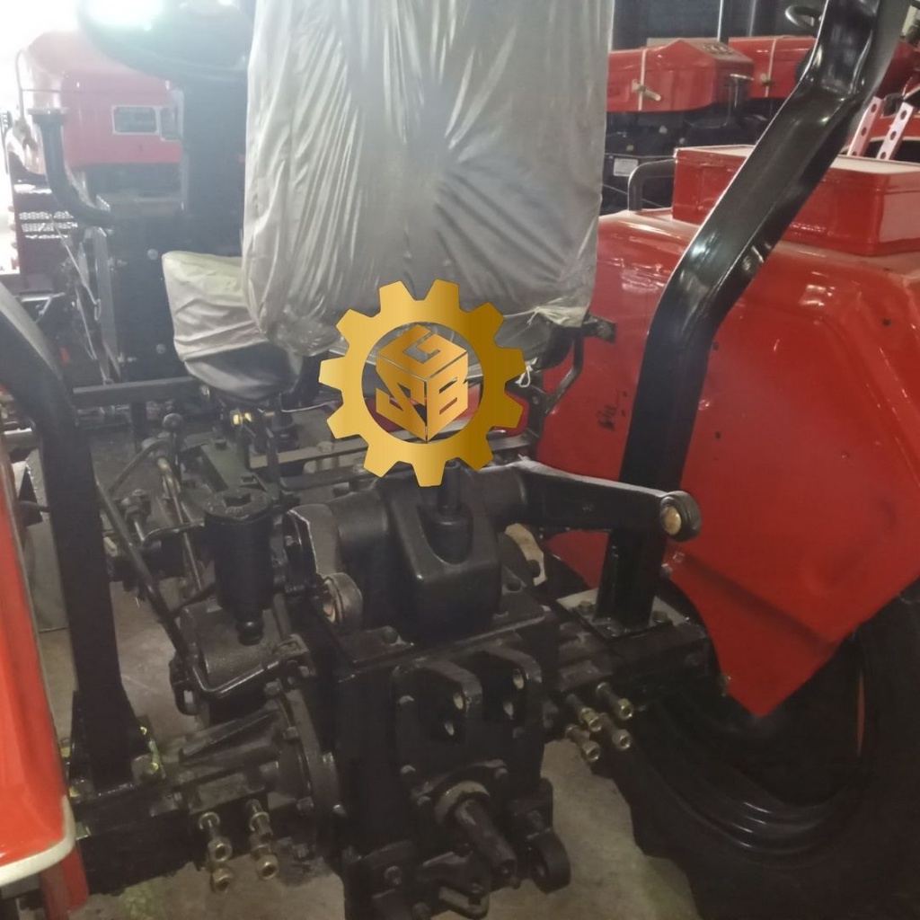 Mesin Traktor 32 HP Roda 4  BARU