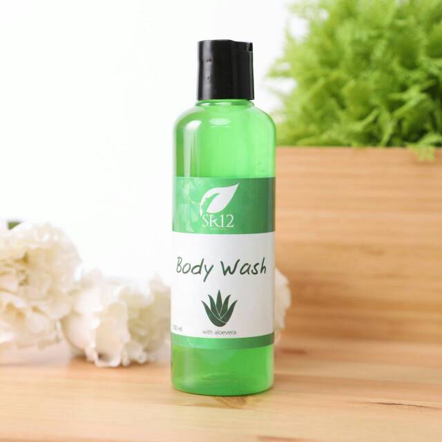 

BODY WASH HERBAL DARI SR12_ BADAN WANGI TERASA LULURAN, KULIT SEHAT DAN BERSIH