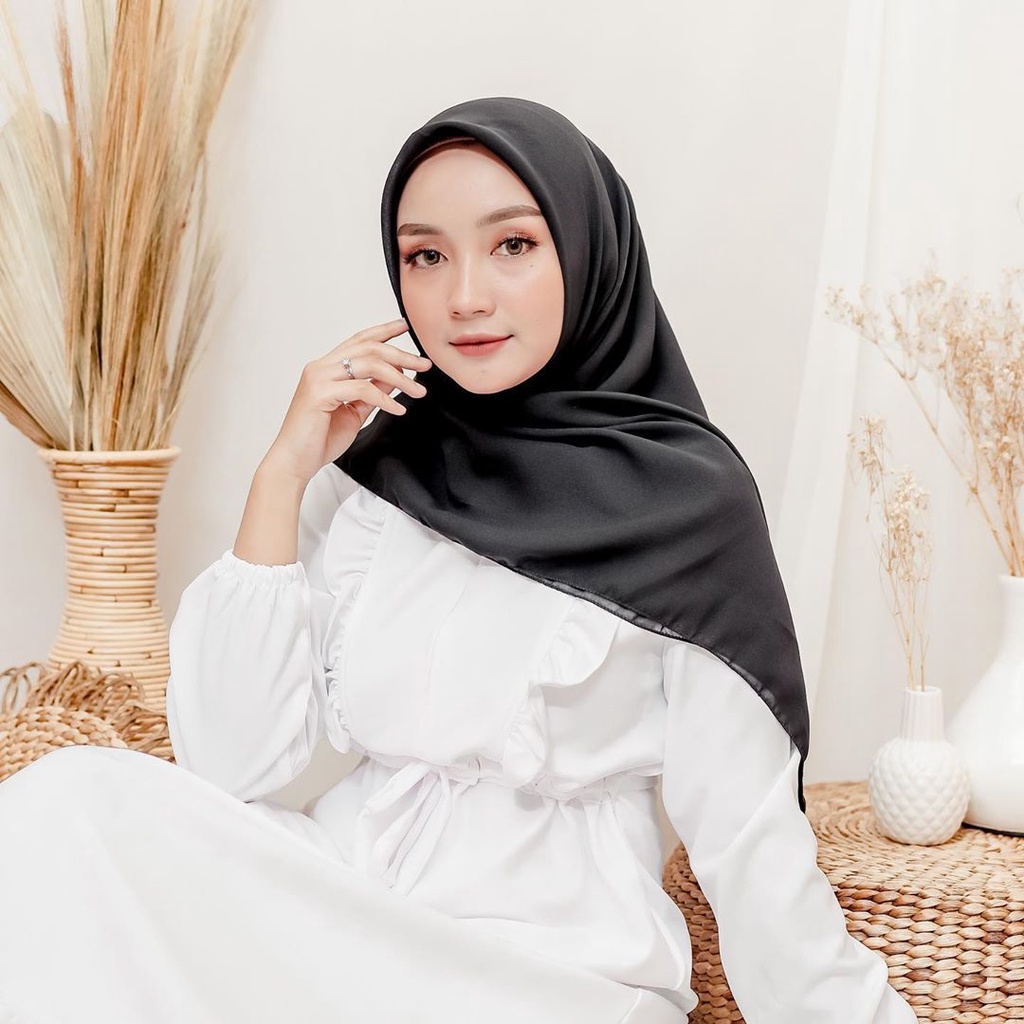 Hijab Bella Square Kerudung Polycotton Premium Anti Letoy