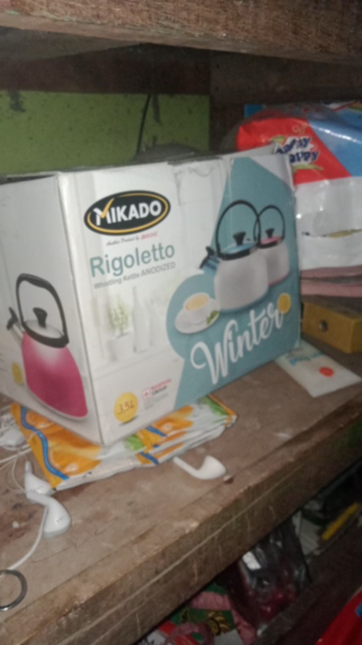 Teko Bunyi Siul Rigoletto Maspion 3.5 Liter